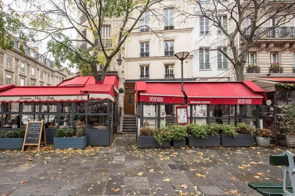 Charming Le Marais Retro Appartement Parijs